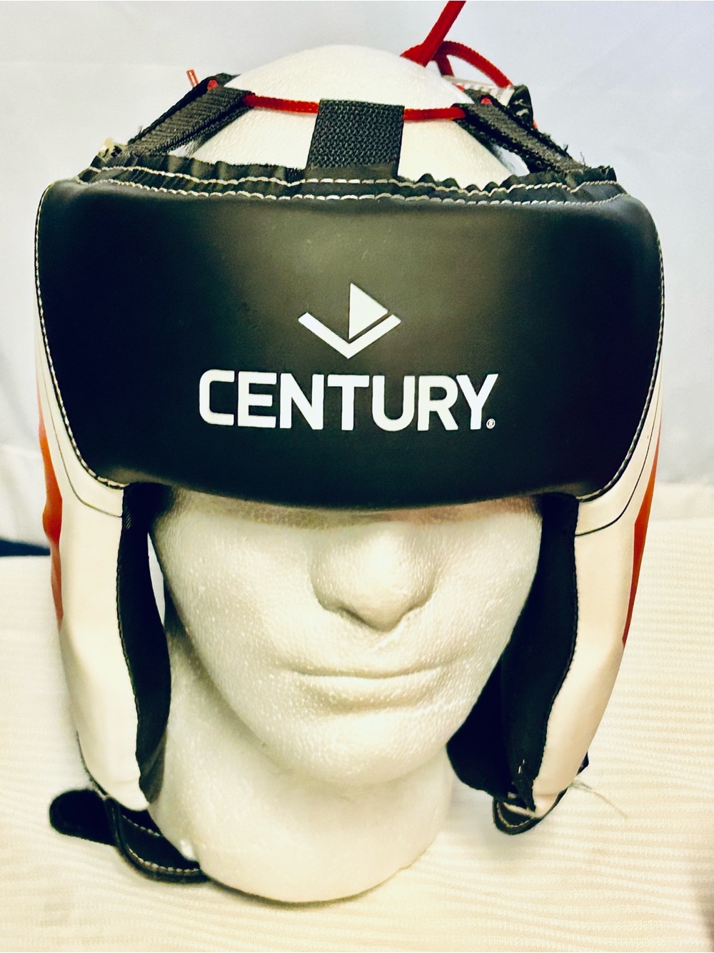 Century  Black & White Headgear Protective Boxing/Training Headguard. EC.SZ S/M